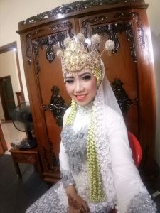 Untuk Kamu (Perempuan), Kita Pernah Ada di Persimpangan yang Sama