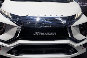 Xpander limited tampil lebih sporty dengan Engine Hood Emblem.