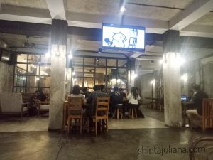 Interior The Cortado Cafe, Palmerah