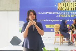 Menata Rumah Mungil Bersama Adelya Vivin