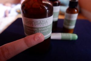 Tekstur Original Soapless Facial Cleanser Sensatia Botanicals